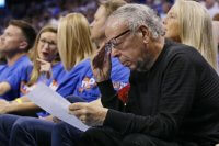 Dueño de los Rockets de Houston eleva a 10 mdd su donación