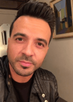 Luis Fonsi alienta a Puerto Rico por enfrentarse a “Irma”
