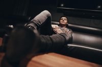 Christian Nodal prepara disco y una sorpresa más