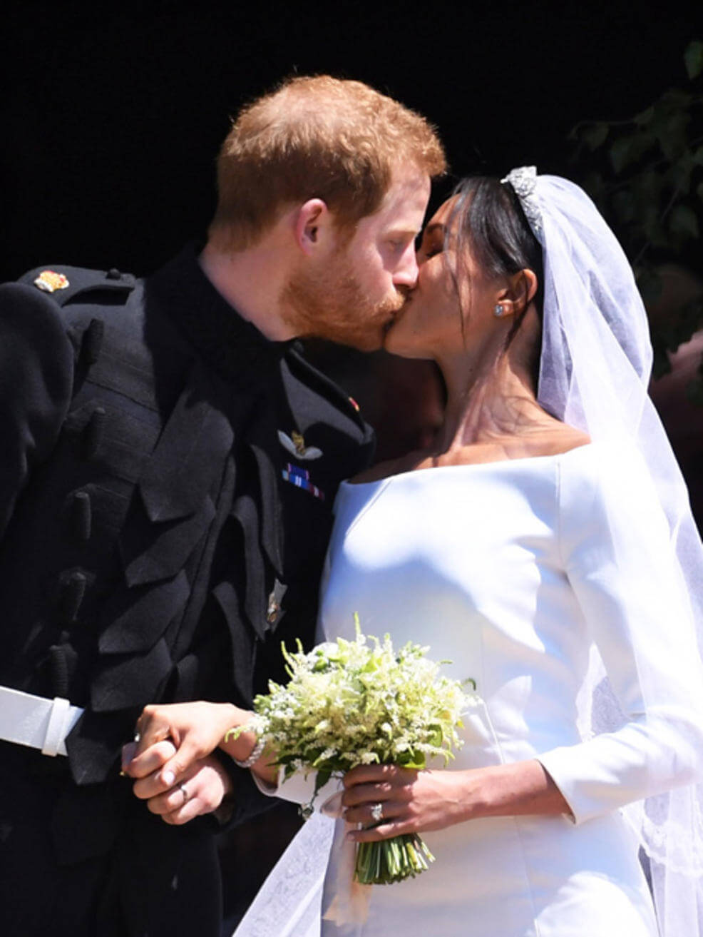 Por qué los recién casados Harry y Meghan no se fueron de Luna de Miel? •  La Ley 107.9 FM