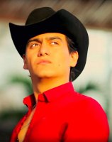 Julián Figueroa, ¿de pleito con su hermano José Manuel?