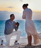 JLo comparte el momento en que A-Rod se arrodilló para entregarle el anillo