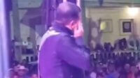 Tony Melendez cantante del conjunto Primavera se queda sin voz y ofrece disculpas a sus fans