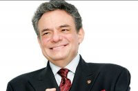 Fallece el ‘Principe de la canción’ José José.