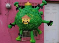 Piñatas y canciones inspiradas en el Coronavirus